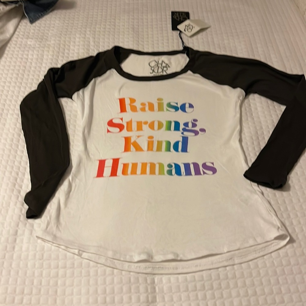 Chaser long sleeve t-shirt NWT’s